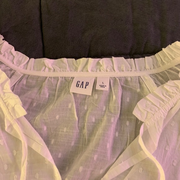 Gap white shirt - Picture 1 of 2